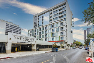 Summit on Sixth — Unit 1005