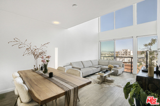 Mura — Unit 412