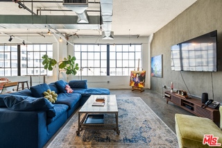 Textile Building — Unit 801