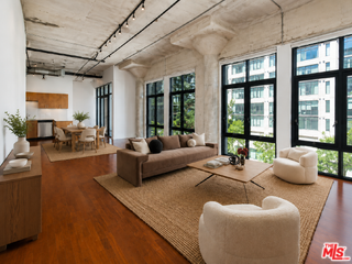 Grand Lofts — Unit 406